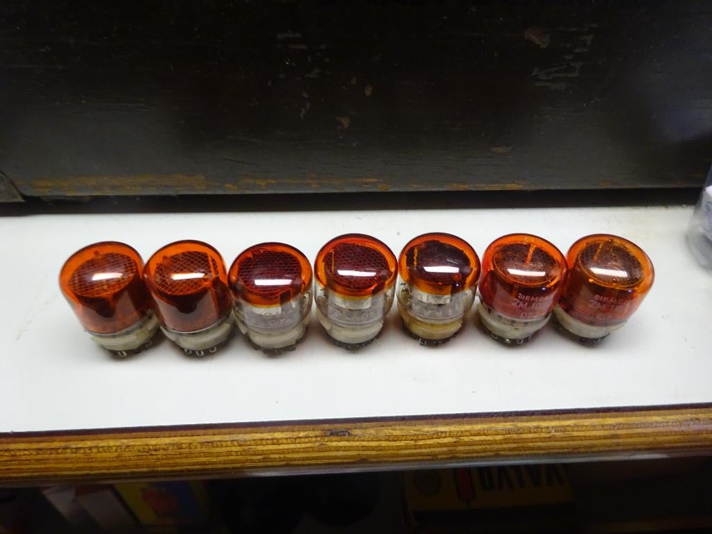 7 stuks ZM1020 nixie buizen incl buisvoeten ., Ophalen of Verzenden, Nieuw