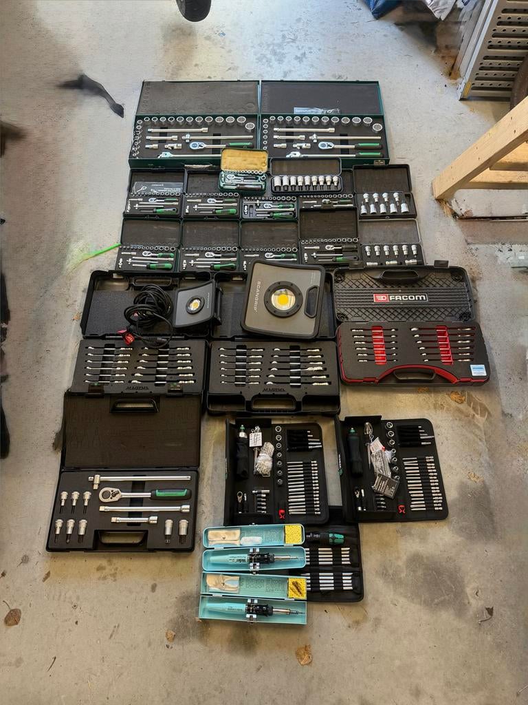 Gereedschap set: ratelsets, inbussets, bit- en doppensets, Doe-het-zelf en Verbouw, Gereedschap | Handgereedschap, Gebruikt, Ophalen of Verzenden