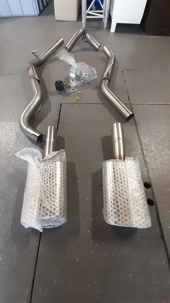 Sportuitlaat Kia Sorento rvs, Auto diversen, Ophalen, T.Smit Outlet Store, Info@tommysmit.nl, 7008AR