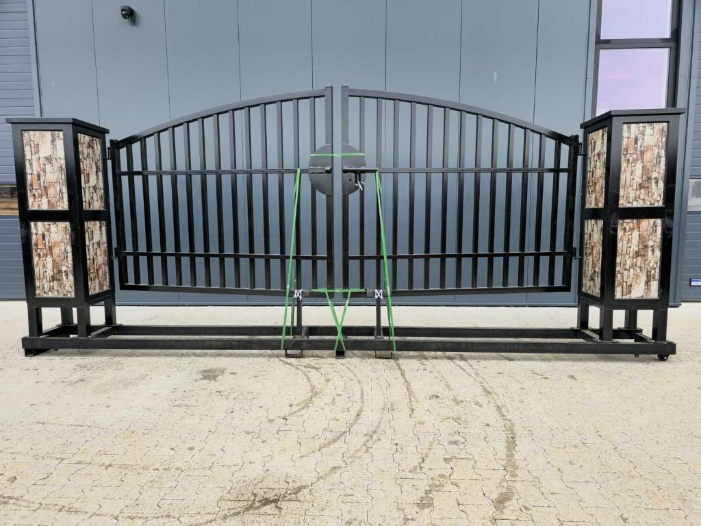 Toegangspoort met zijpilaren 600 cm totaal doorgang 465 cm‼️, Ophalen, Nieuw, IJzer, Tuinhek