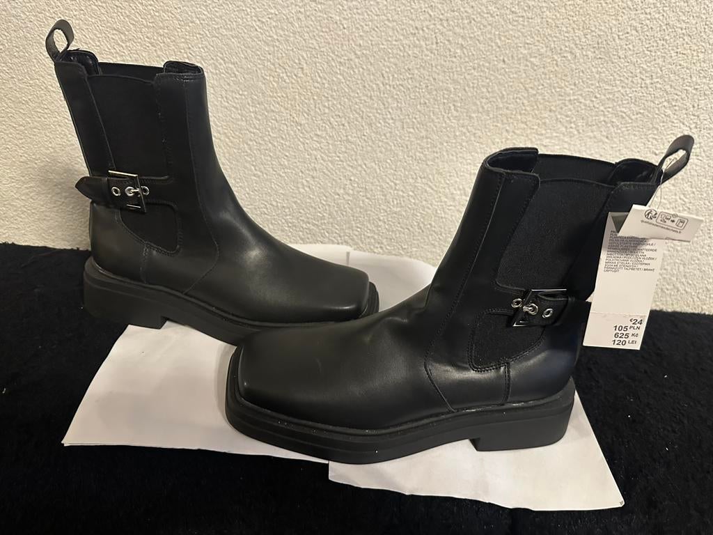 Te koop nieuw, Kleding | Dames, Ophalen of Verzenden, Nieuw, Zwart, Sneakers of Gympen