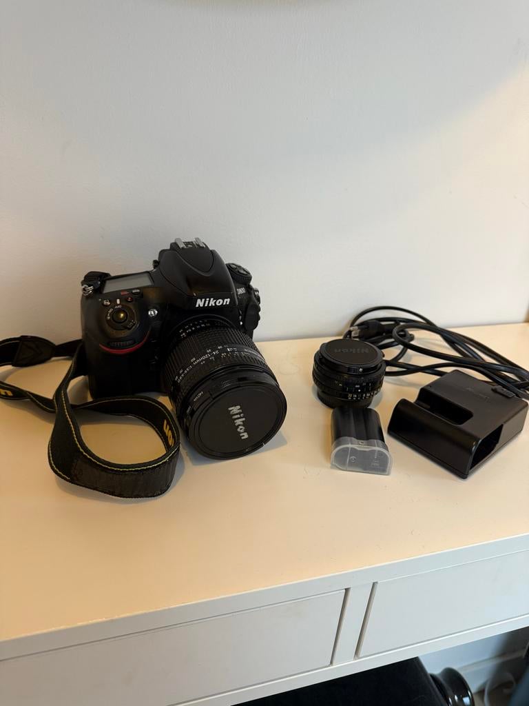 Nikon D800 met 2 lenzen, accu's en lader, Gebruikt, Spiegelreflex, Ophalen of Verzenden, 4 t/m 7 keer