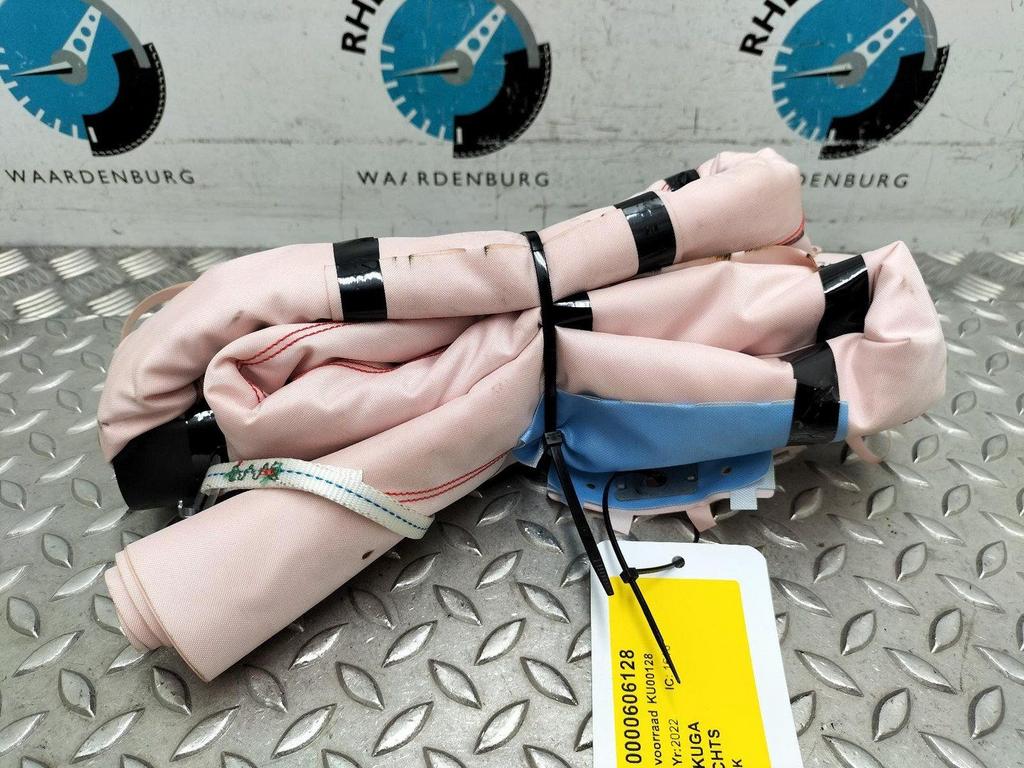 FORD KUGA EURO 6.2 AIRBAG RECHTS LV4BS042D94AK 2022, Gebruikt, -, -, Ophalen of Verzenden