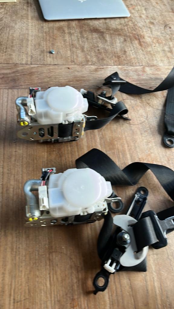 Veiligheidsgordels Toyota Prius Plus, Ophalen of Verzenden, Gebruikt, Toyota