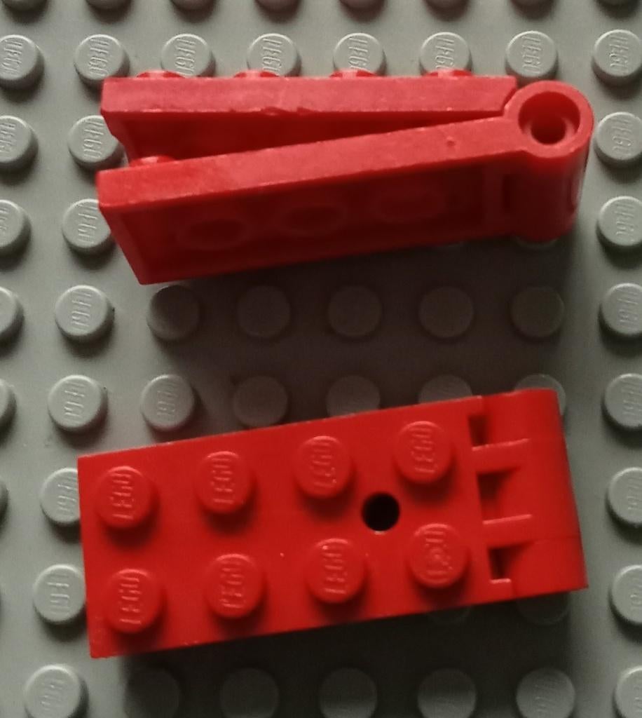 3149c01 (7) 2x Red Hinge Plate 2 x 4, Ophalen of Verzenden, Gebruikt