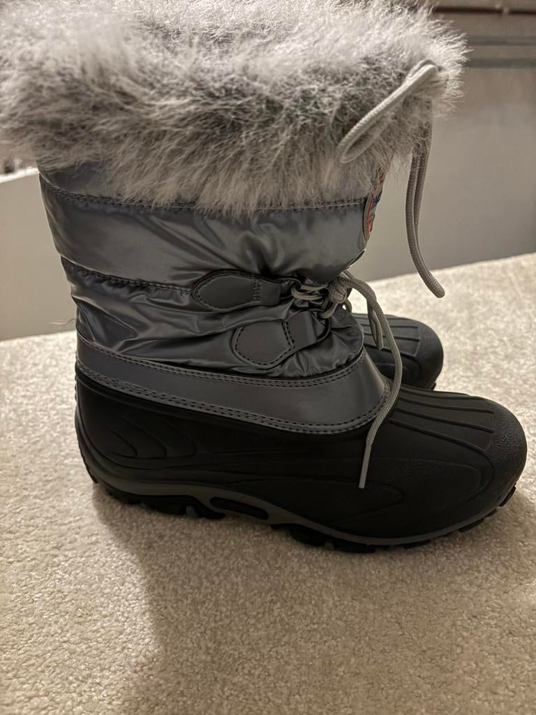 HAWKS snowboots maat 33/34 Nieuw, Meisje, Nieuw, Ophalen of Verzenden, Laarzen