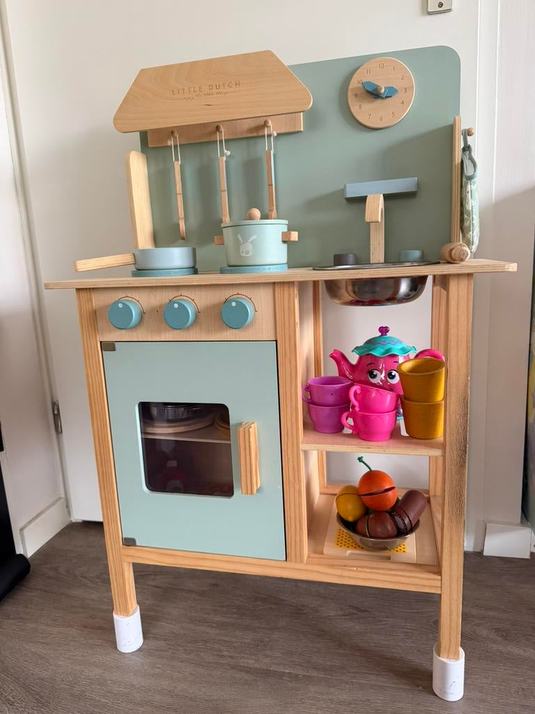 Little dutch speelkeukentje, Ophalen, Zo goed als nieuw