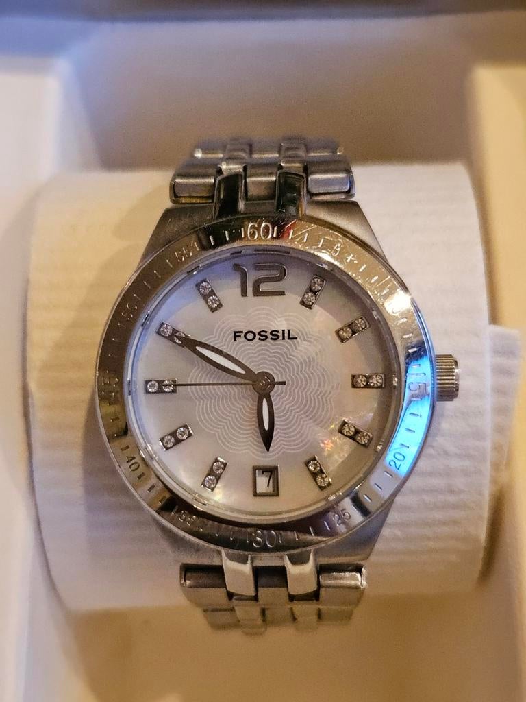 Mooi Fossil dameshorloge - Parelmoer wijzerplaat, Sieraden, Tassen en Uiterlijk, Horloges | Dames, Staal, Staal, Fossil, Polshorloge