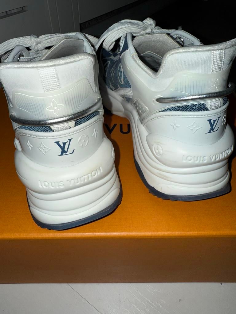 Louis vuitton run 55 sneaker, Kleding | Dames, Schoenen, Ophalen, Blauw, Sneakers of Gympen, Zo goed als nieuw
