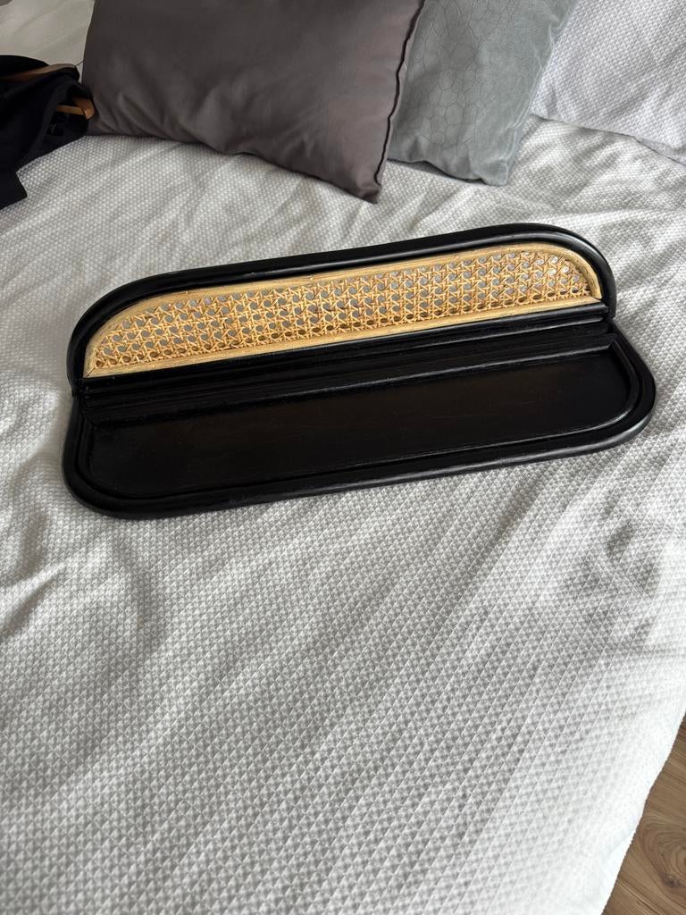 Rotan wandplank, Ophalen, Zo goed als nieuw