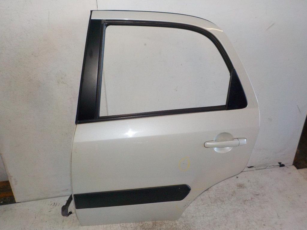 Portier links achter Suzuki SX4, Onderdelen@venauto.nl, Van der Ven Autorecycling B.V., Gebruikt, Ettenseweg 76, 4706 PB Roosendaal, The Netherlands