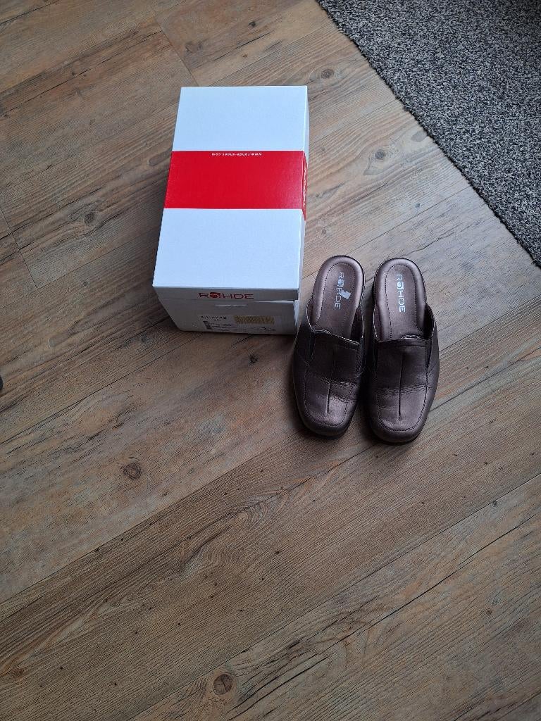 Rohde Pantoffels maat 4,5 softnappa/lackleder, Bruin, Rohde, Ophalen of Verzenden, Pantoffels of Sloffen