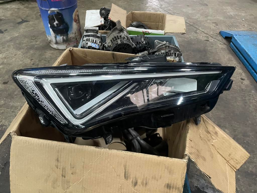 Koplamp SEAT ( CUPRA ) LEON / LEON ST BREAK 2020+ (90188326), Nieuw, Ophalen of Verzenden, Seat, Seat