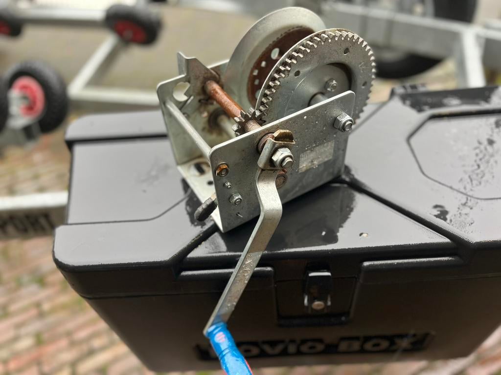 Lier 2500 lbs JK Jun Kaung koopje!!!, Ophalen of Verzenden, Zo goed als nieuw