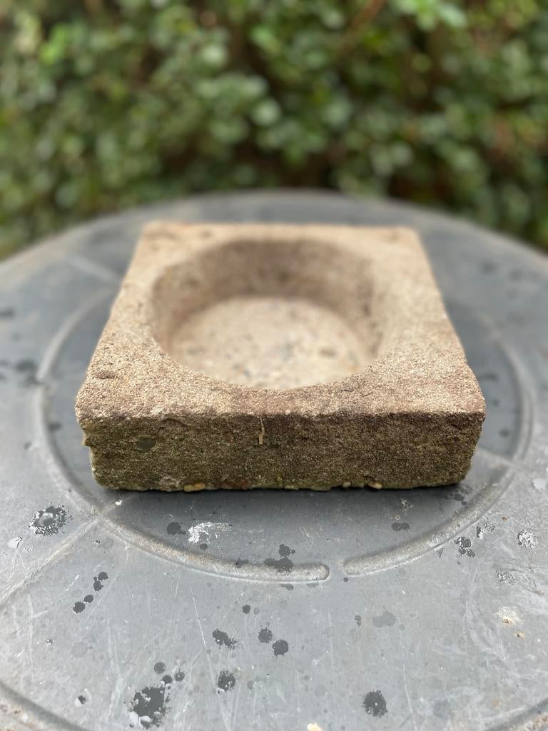 4 stuks betonnen voerbakjes voor konijnen en cavia’s, Ophalen, Gebruikt, Voerbakje