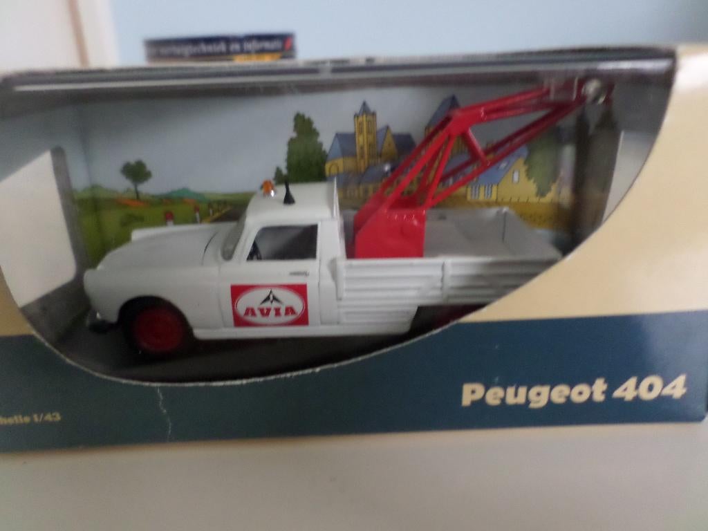 PEUGEOT 404 van 1964  AVIA, Hobby en Vrije tijd, Modelauto's | 1:43, Ophalen of Verzenden, Nieuw, Auto, Overige merken