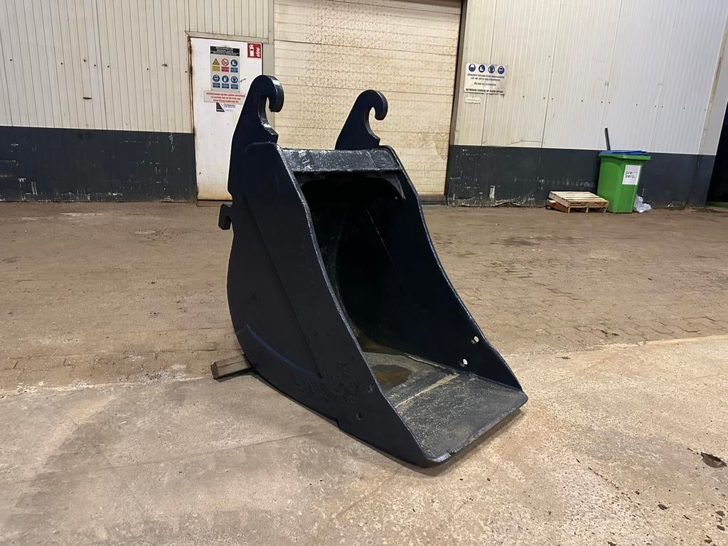 Cw30 0.70m breed dieplepel / smalle bak, Ophalen of Verzenden