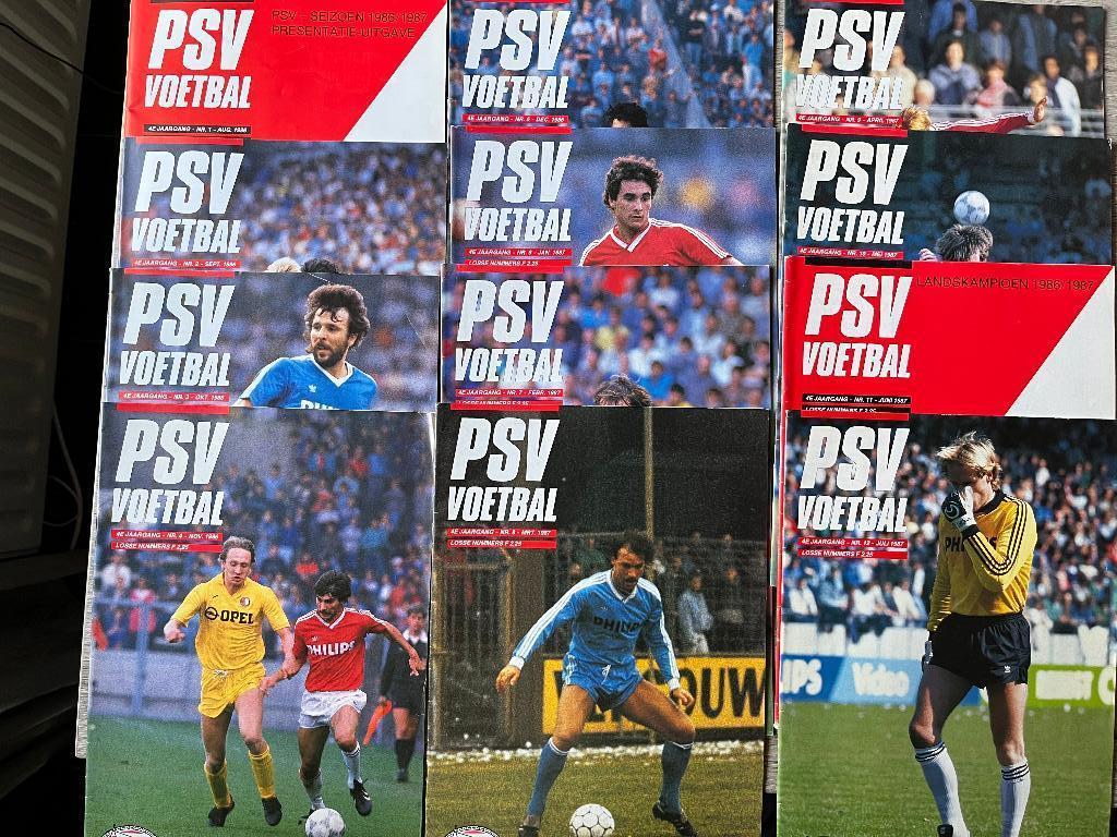 Jaargang 4 PSV Voetbal Seizoen 1986 - 1987, Ophalen of Verzenden, Gebruikt, PSV, Boek of Tijdschrift