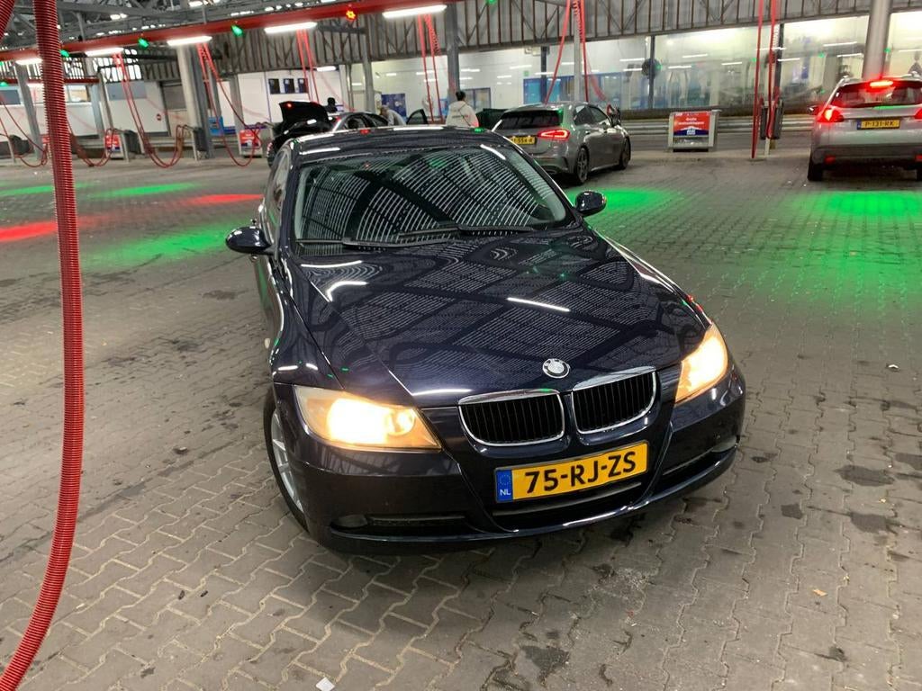 BMW 3-Serie 2.0 I 320 AUT 2005 Blauw, Auto's, BMW, 1995 cc, 4 cilinders, Blauw, Origineel Nederlands
