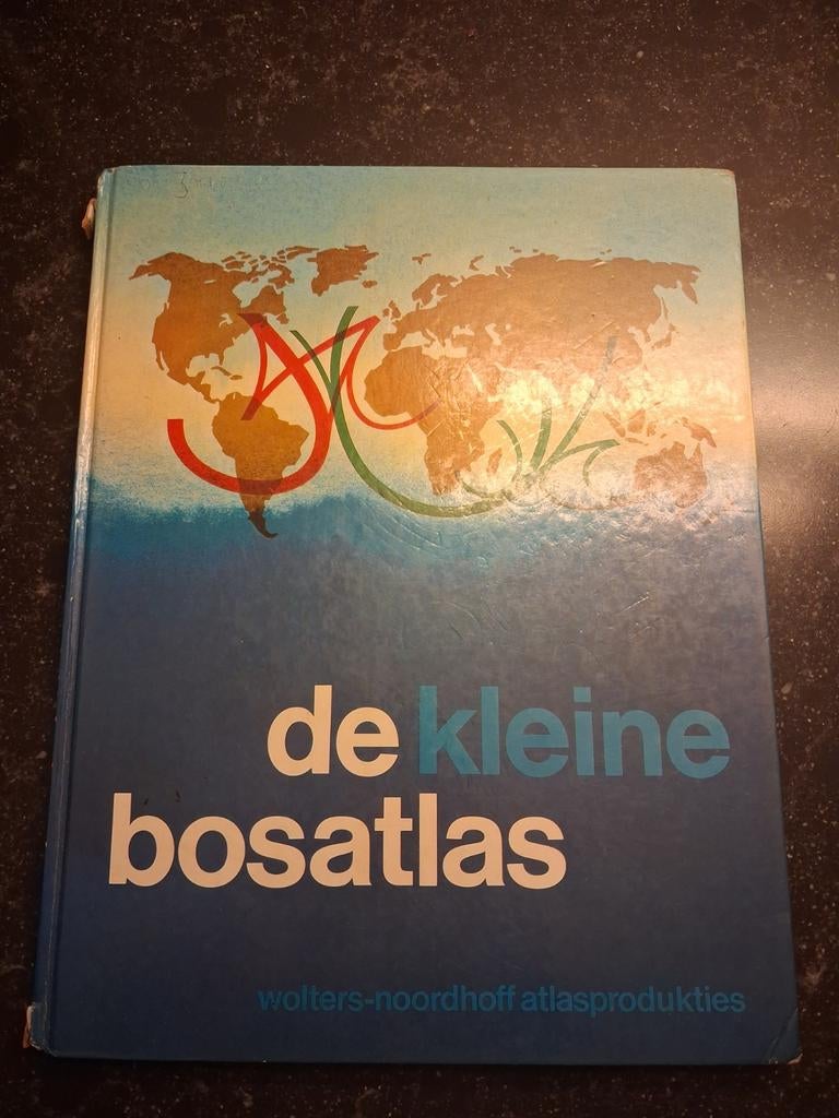 De Kleine Bosatlas - Wolters-Noordhoff Atlasprodukties, Gelezen, Bosatlas, Wolters-Noordhoff, Ophalen of Verzenden