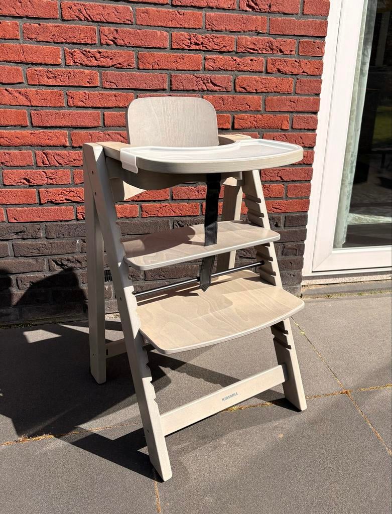 Kidsmill Kinderstoel - Meegroeistoel met eetblad, Kinderen en Baby's, Kinderstoelen, Ophalen of Verzenden, Gebruikt, Meegroeistoel