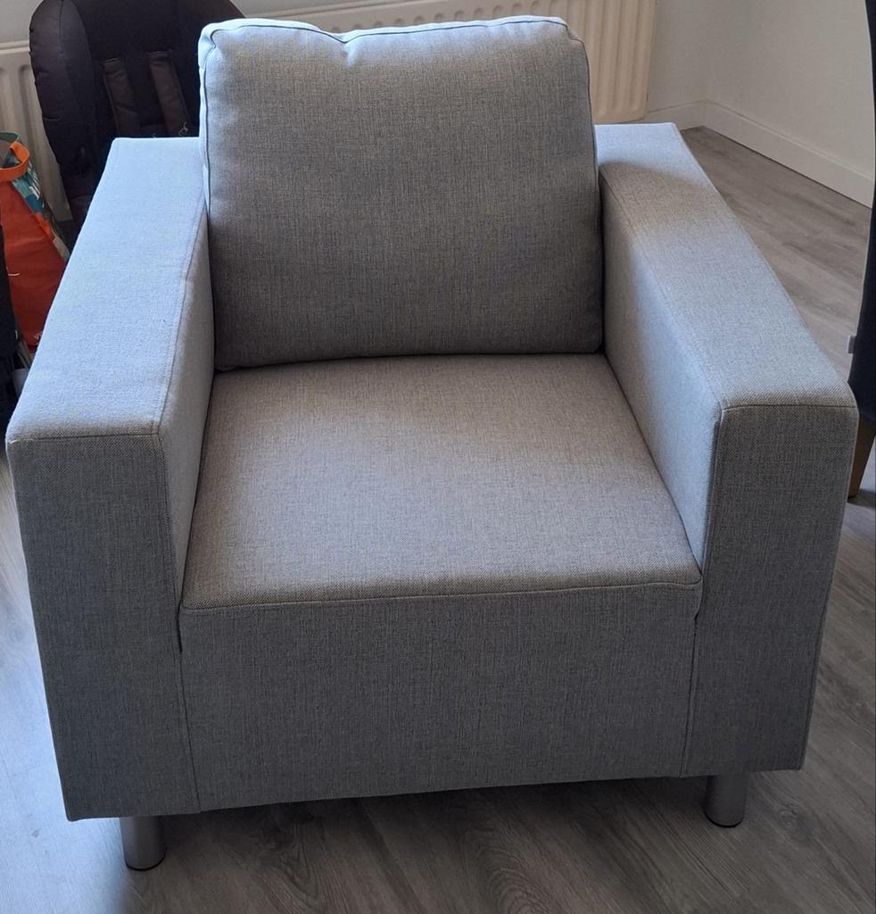 Prachtige grijze fauteuil - Zo goed als nieuw, Ophalen of Verzenden, Zo goed als nieuw, Stof, 75 tot 100 cm