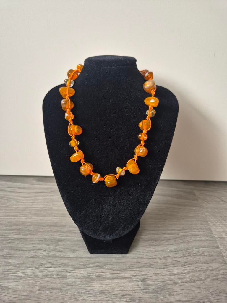 Oranje ketting met stenen, Sieraden, Tassen en Uiterlijk, Kettingen, Ophalen of Verzenden, Nieuw
