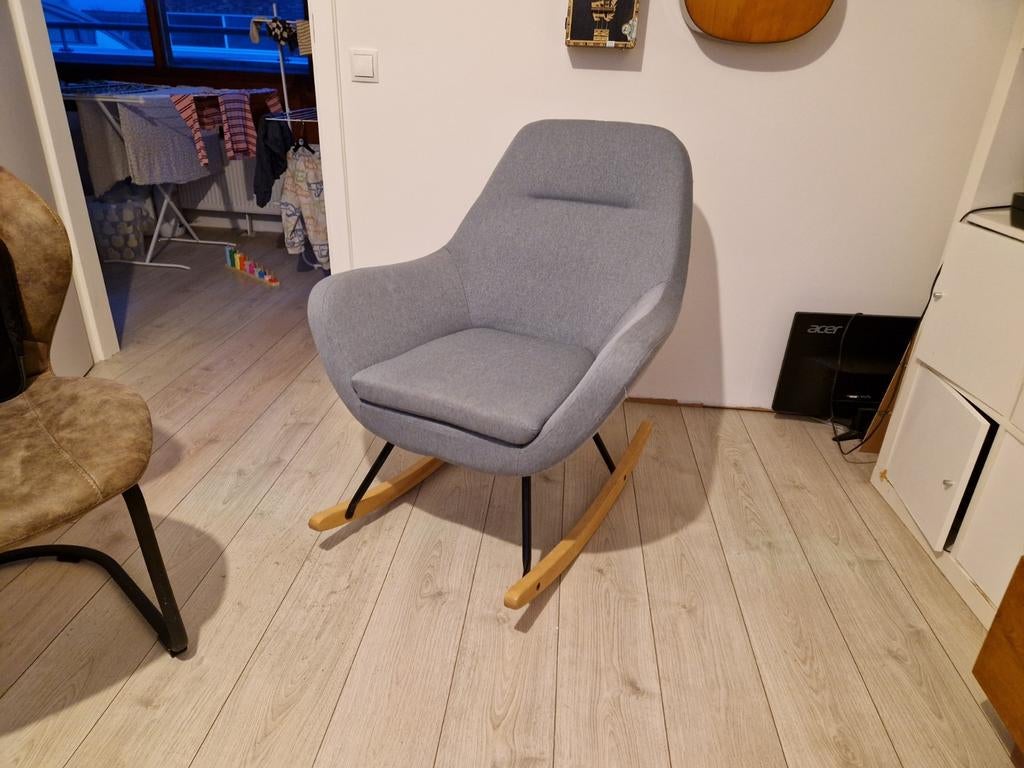 Jysk Nebel schommelstoel lichtblauw - 2 beschikbaar!, Ophalen, Modern, Scandinavisch, Blauw, Zo goed als nieuw