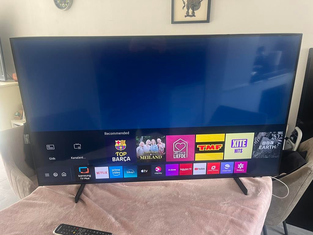 Samsung 50 inch 4K smart tv met garantie (UE50AU8070), Ophalen, 50 Hz, Zo goed als nieuw, Sony
