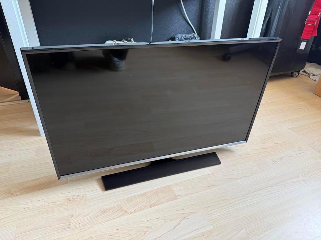 Samsung 32 inch televisie met Chromecast, Zo goed als nieuw, Samsung, Smart TV, 80 tot 100 cm