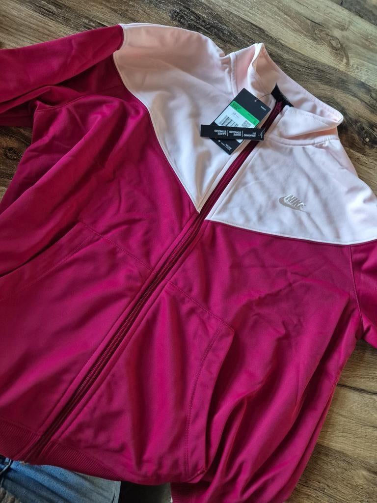 Nike trainingspak roze/wit, Kleding | Dames, Sportkleding, Nieuw, Ophalen of Verzenden, Roze, Maat 46/48 (XL) of groter