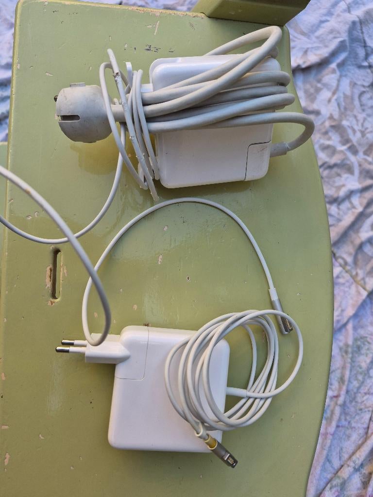 Apple MagSafe 1 Power Adapter 60W Magsafe 2 85w, Computers en Software, Accesspoints, Zo goed als nieuw, Ophalen