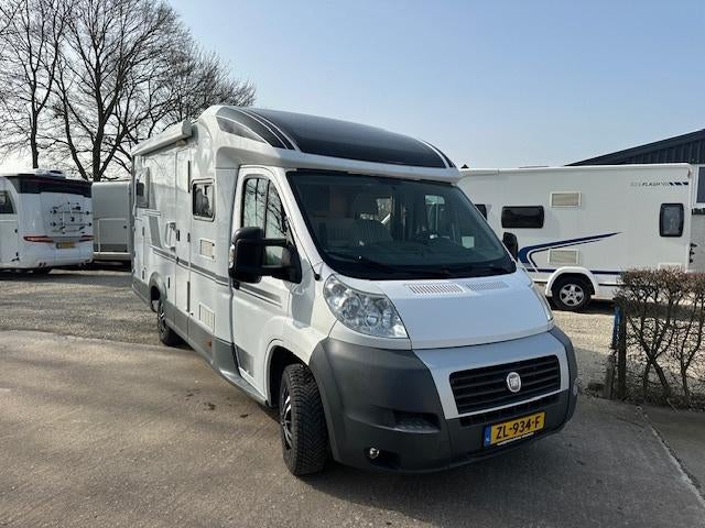 Knaus van TI enkele bedden, Luchtvering, airco, zonnepaneel, Caravans en Kamperen, Campers, Fiat, Luifel, Treinzit, Bedrijf