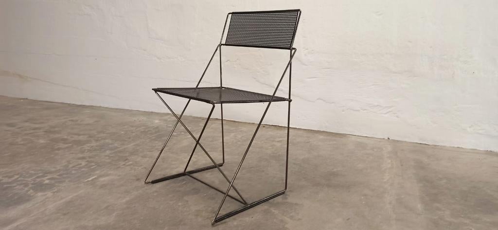 Vintage Niels Jørgen Haugesen 'X Line' metalen stoel, Ophalen, Tweedehands, Metaal, Eén