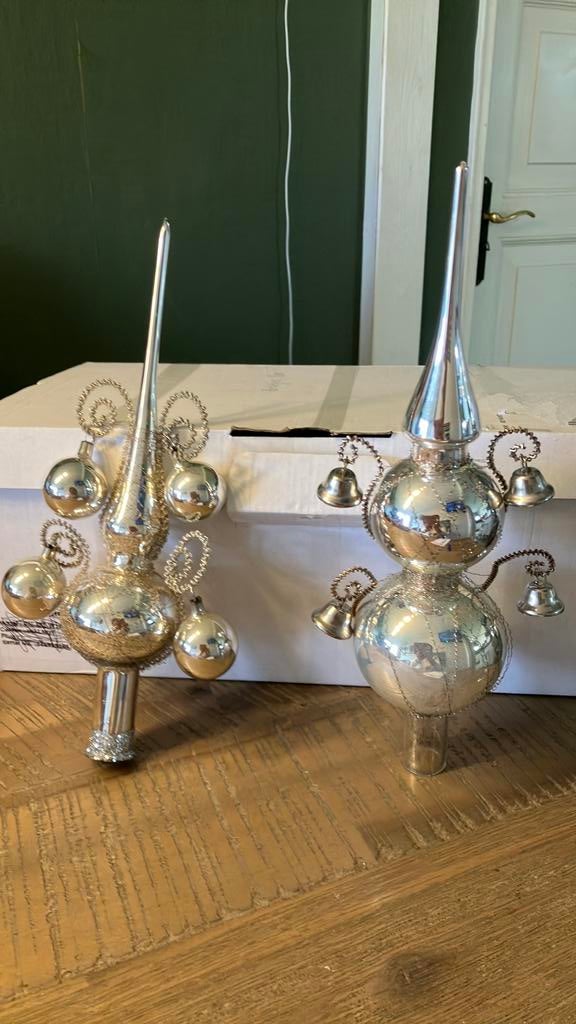 2 prachtige vintage oude piek bellen ballen, Diversen, Kerst, Zo goed als nieuw, Ophalen of Verzenden