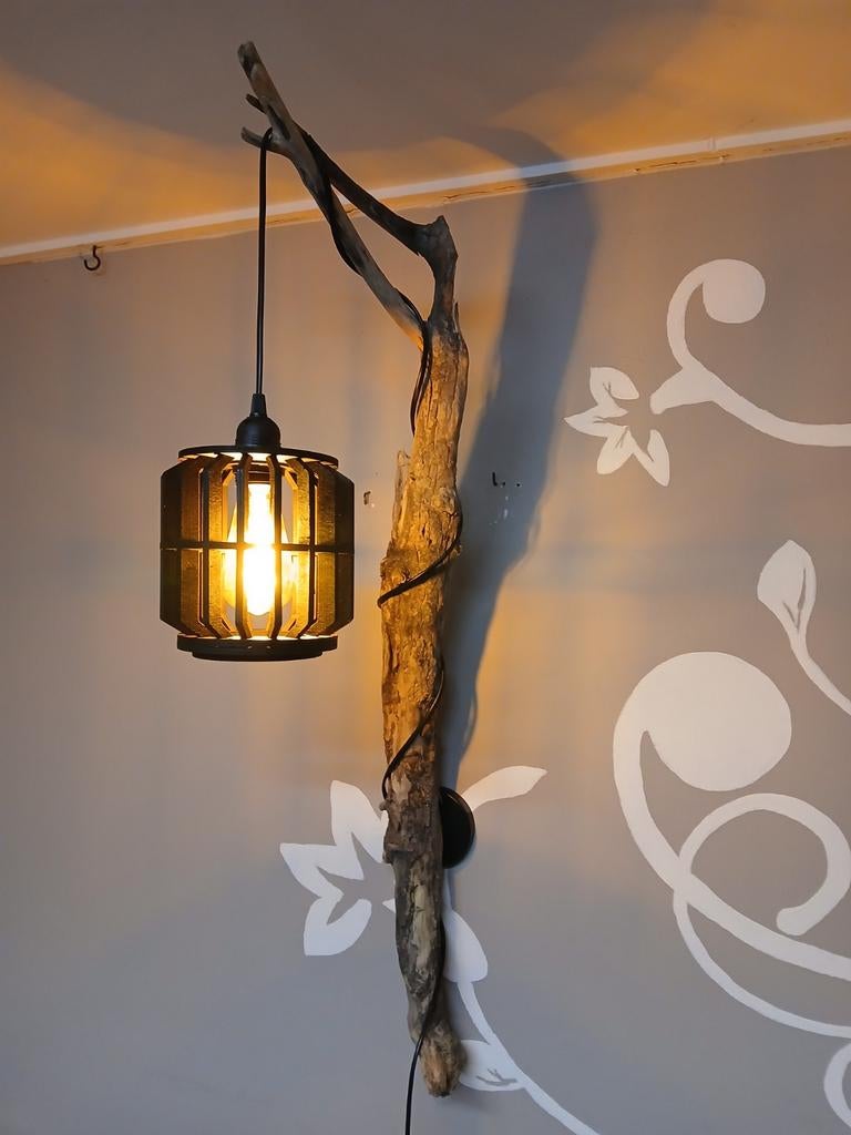 Landelijke wandlamp van drijfhout, Stoer sober robuust landelijk drijfhout, Nieuw, Ophalen of Verzenden, 75 cm of meer