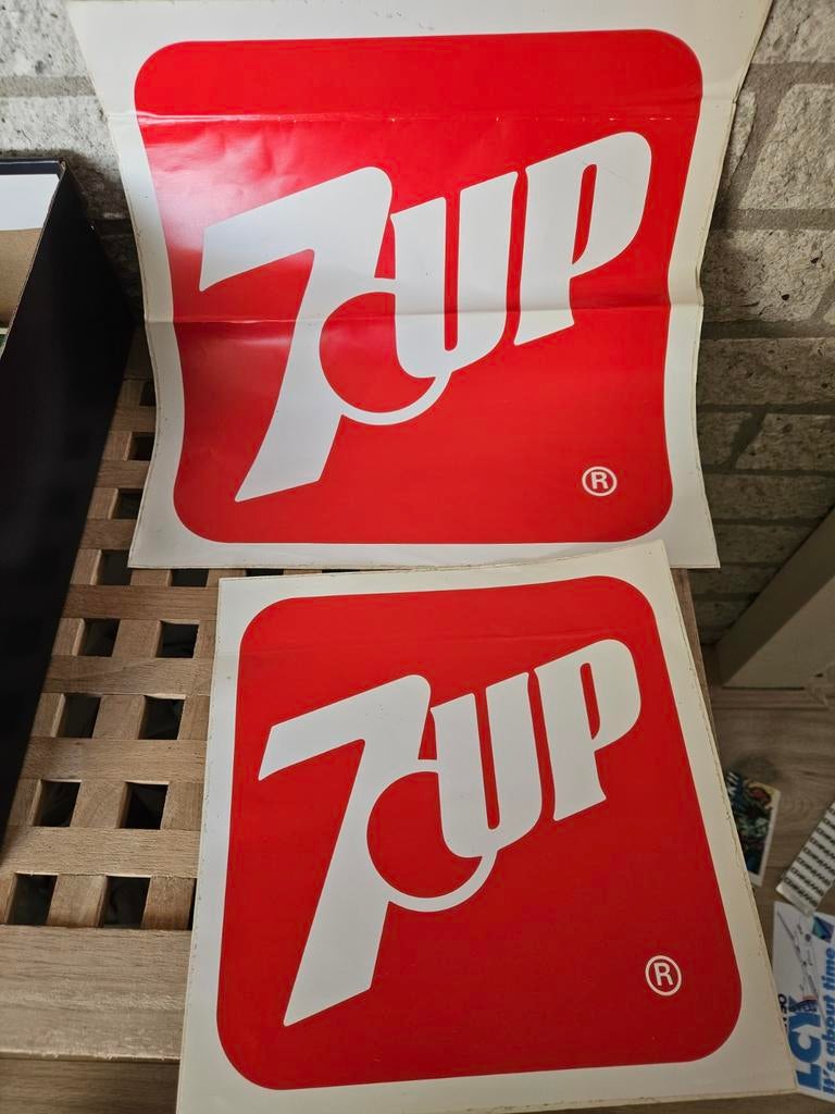 7 up stickers, Ophalen of Verzenden, Zo goed als nieuw