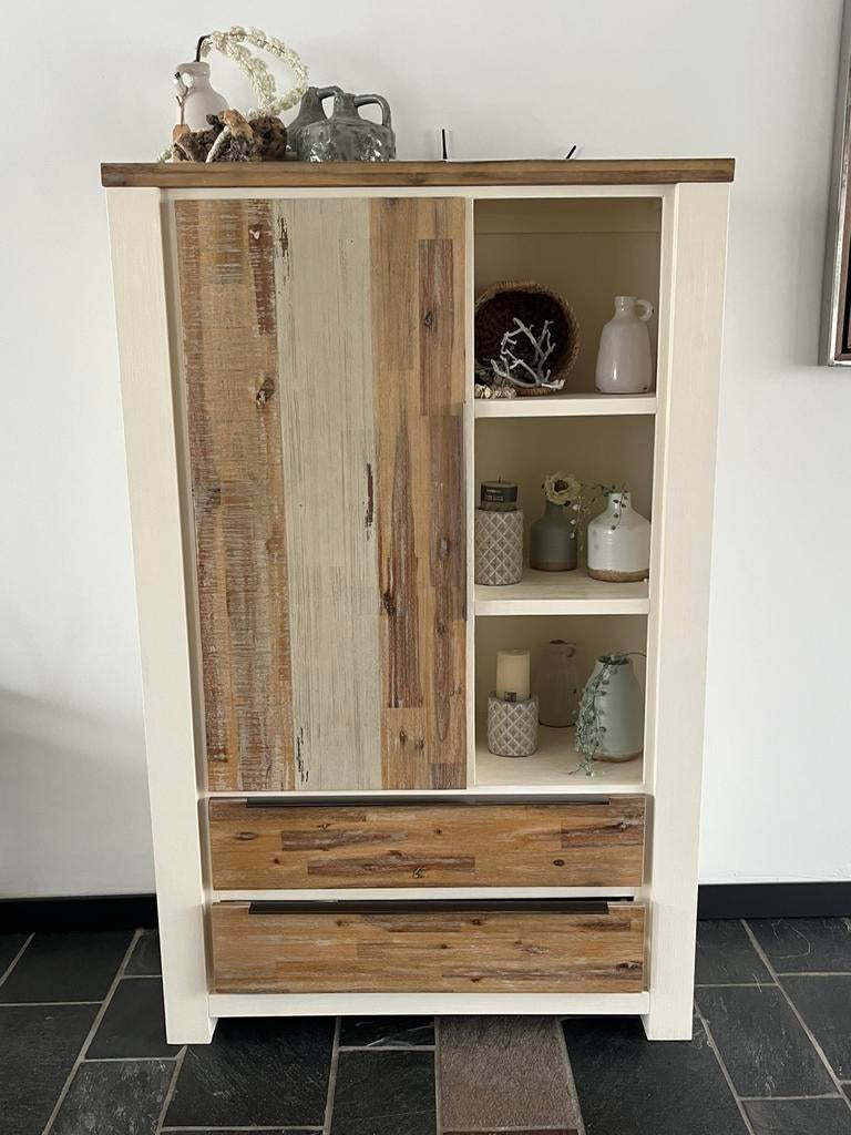 Mooi pronto vitrinekast van pronto wonen, Ophalen, 50 tot 100 cm, Zo goed als nieuw, 150 tot 200 cm