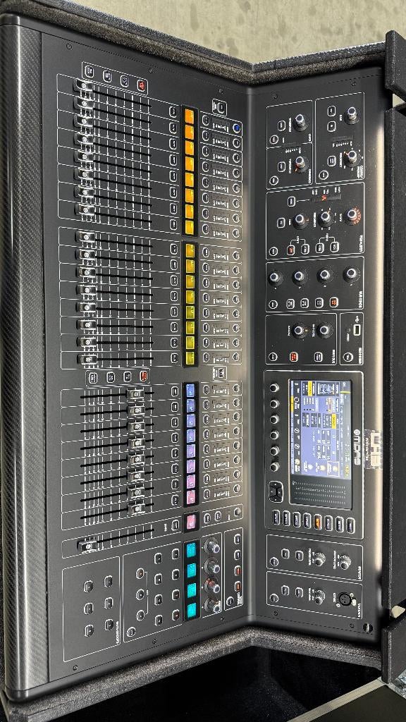 Midas m32 inclusief flightcase, Muziek en Instrumenten, Mengpanelen, Ophalen, Gebruikt, 20 kanalen of meer, Microfooningang