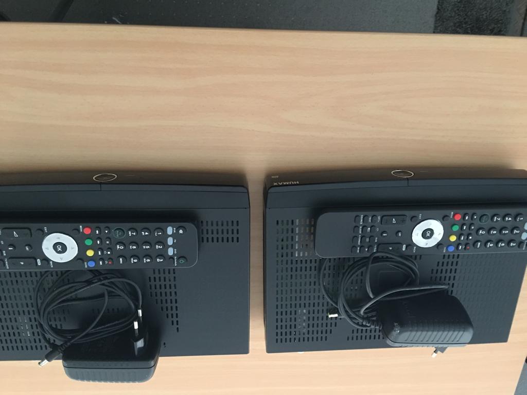 HUMAX ontvangers nog 1 stuks te koop!!, Audio, Tv en Foto, Decoders en Harddiskrecorders, Ophalen of Verzenden, Zo goed als nieuw