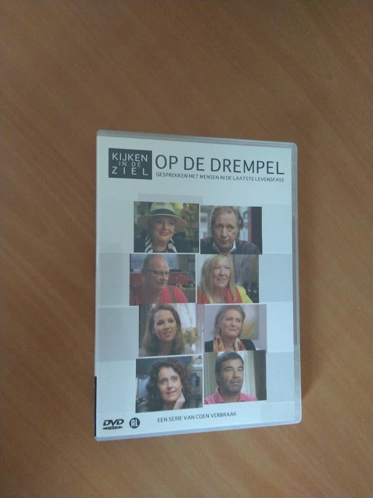 DVD Op de drempel. Kijken in de ziel, Cd's en Dvd's, Alle leeftijden, Ophalen of Verzenden, Zo goed als nieuw, Overige typen