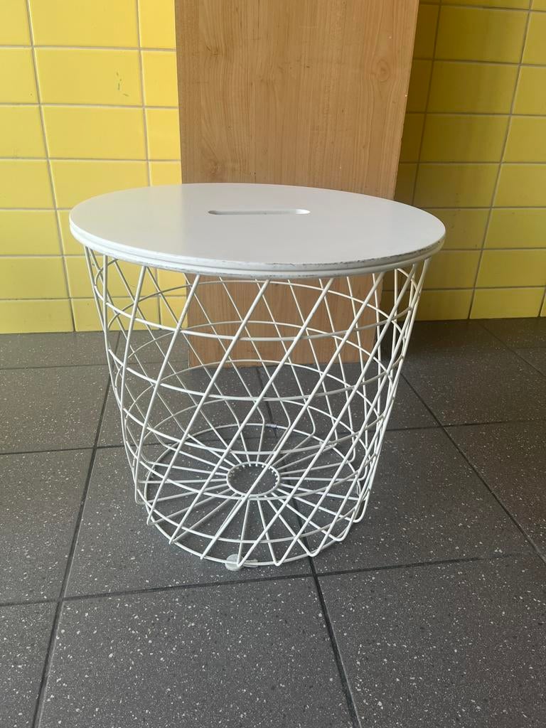 Gratis bijzettafel met mand, Minder dan 55 cm, Gebruikt, Rond, Ophalen