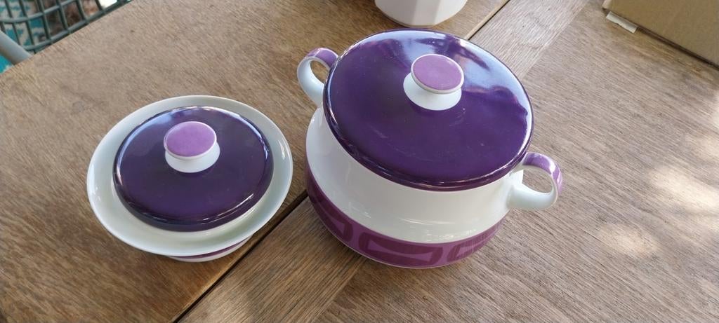 Retro vintage soepschaal en suikerpot paars wit porselein, Ophalen of Verzenden, Huis en Inrichting