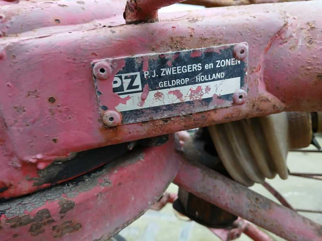 PZ Strela schudder, KUHN-Geldr, Overige, Nuenenseweg 165
5667 KP  Geldrop, Info.nl@kuhn.com