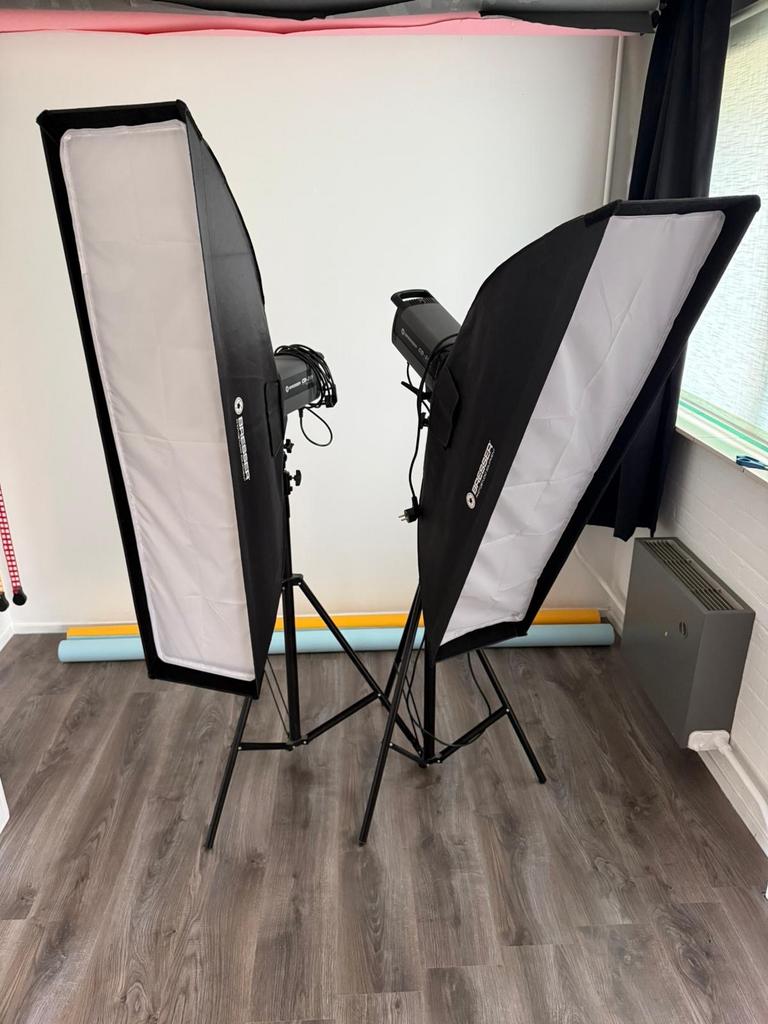 Bresser CD-200 flitsset met softboxen, Ophalen of Verzenden, Gebruikt, Lamp of Flitsset
