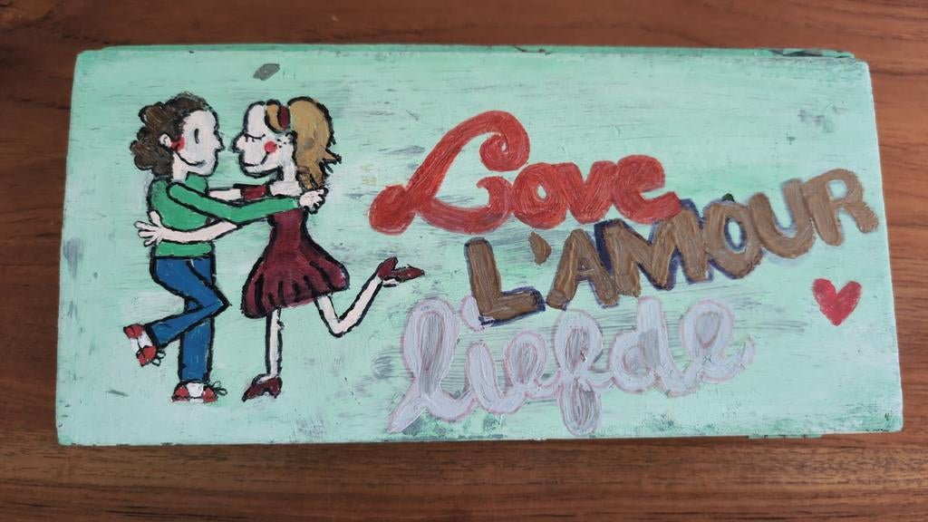 Vintage houten pennenbakje met 'Love L'Amour' decoratie, Antiek en Kunst, Ophalen of Verzenden