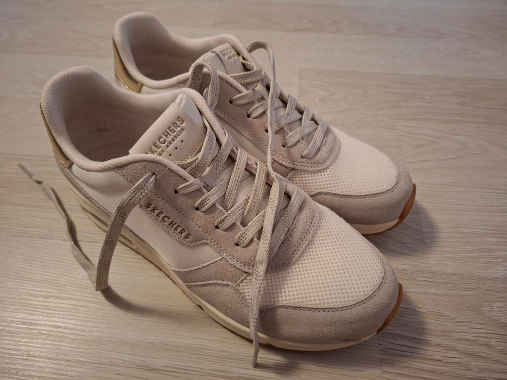 Skechers Uno dames sneakers maat 41 - Zo goed als nieuw, Kleding | Dames, Schoenen, Skechers, Wit, Ophalen of Verzenden, Sneakers of Gympen