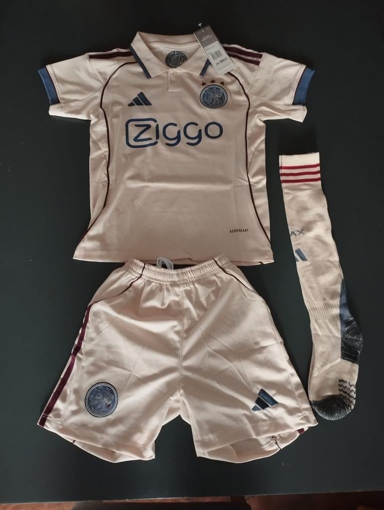 Ajax shirt kinder tenue Thuis Uit en 3e Nieuw op voorraad !, Maat XS of kleiner, Ophalen of Verzenden, Nieuw, Shirt
