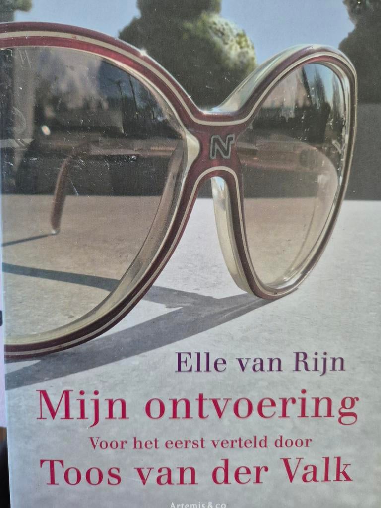 Mijn ontvoering - Elle van Rijn & Toos van der Valk, Ophalen of Verzenden, Gelezen, Elle van Rijn, Toos van der Valk, Nederland