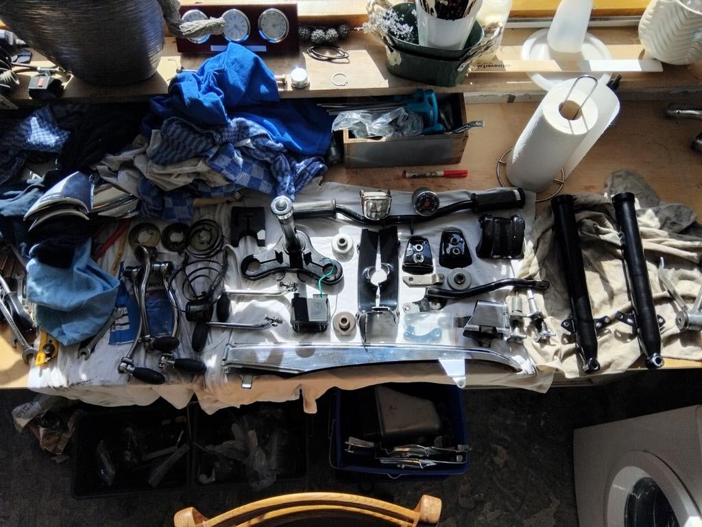 Veel onderdelen voor 517, Ophalen, Gebruikt